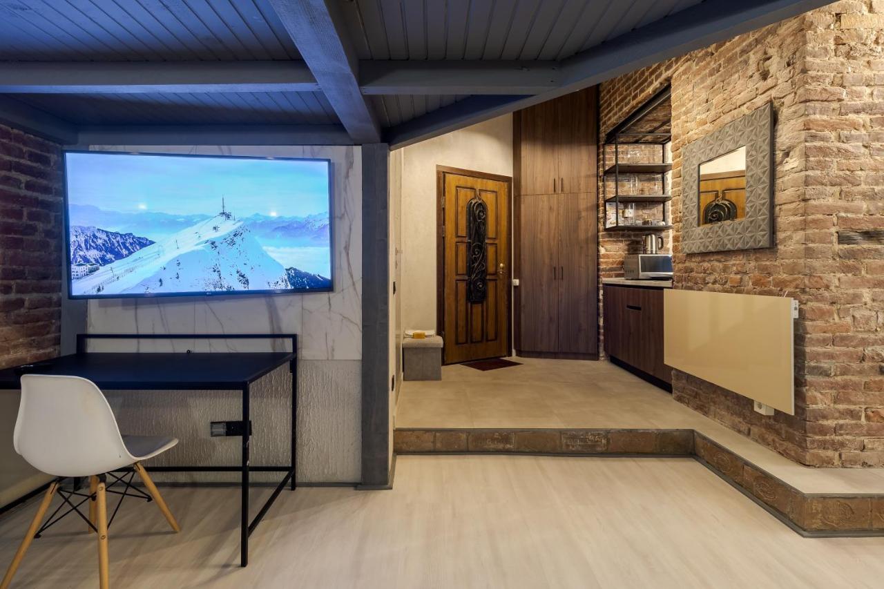 Lesi Apartment With Terrace Liov Exterior foto