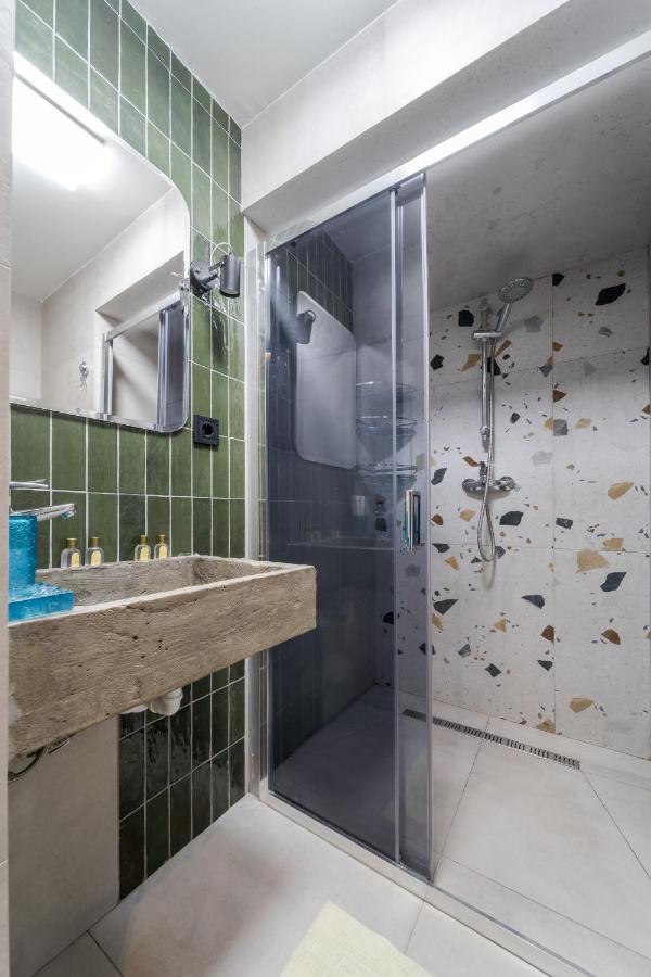 Lesi Apartment With Terrace Liov Exterior foto